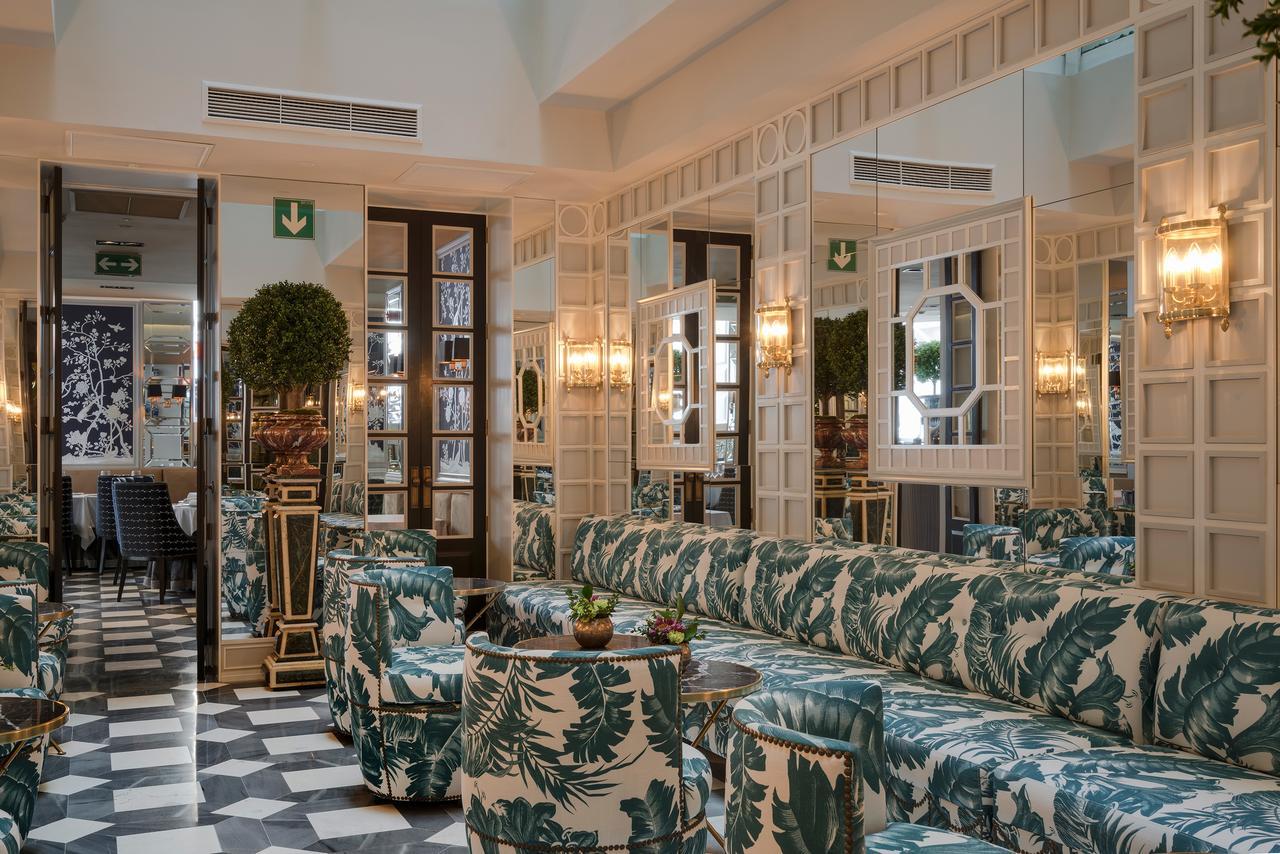 Relais & Chateaux Heritage Hotel Madrid Exteriör bild The interior of the restaurant